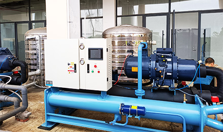 水冷螺桿冷水機(jī)80匹，金銀首飾加工冷卻使用